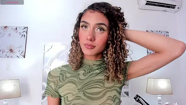 Daddysgirl1  online show from 13, 12, 2024