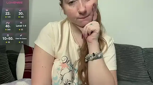 Snapshot of lilsbabyxo chatting on 2, 12, 2024 lilsbabyxo online show from 2, 12, 2024