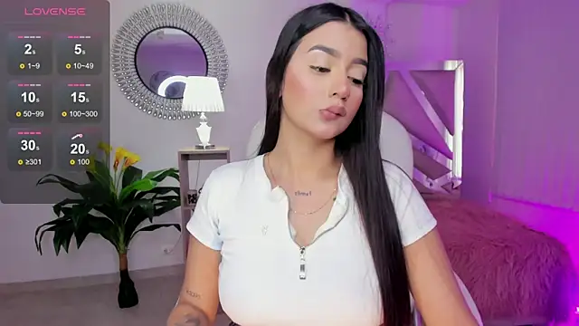 amelie jhons online show from 13, 12, 2024