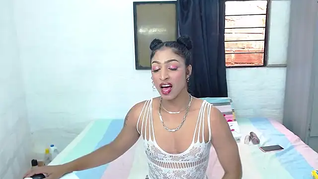 Snapshot of BLACK_MOON_TS chatting on 2, 3, 2026 BLACK MOON TS online show from 2, 3, 2026