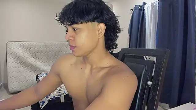 Snapshot of johan_beley_ chatting on 28, 1, 2025 johan beley online show from 28, 1, 2025