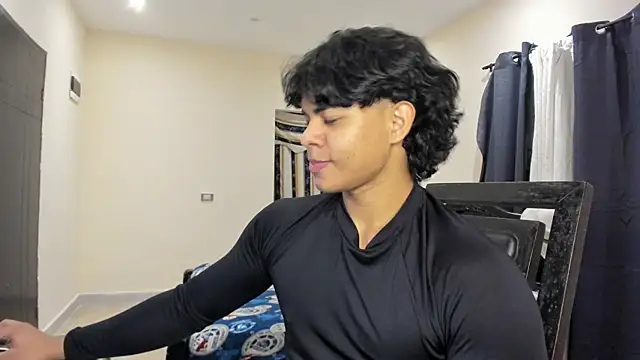 Snapshot of johan_beley_ chatting on 31, 1, 2025 johan beley online show from 31, 1, 2025