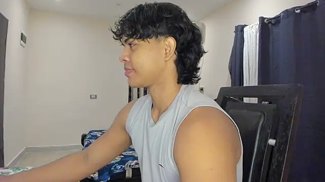 Snapshot of johan_beley_ chatting on 6, 2, 2025 johan beley online show from 6, 2, 2025