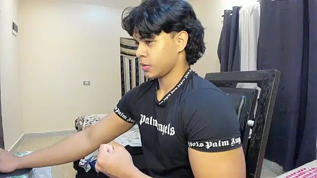 Snapshot of johan_beley_ chatting on 15, 2, 2025 johan beley online show from 15, 2, 2025