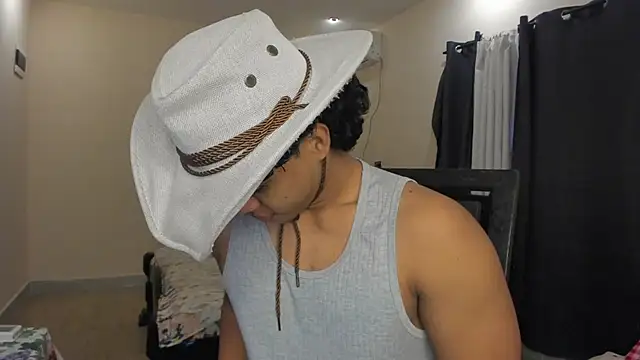 Snapshot of johan_beley_ chatting on 21, 2, 2025 johan beley online show from 21, 2, 2025