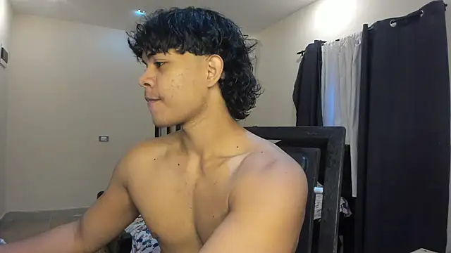 Snapshot of johan_beley_ chatting on 28, 2, 2025 johan beley online show from 28, 2, 2025