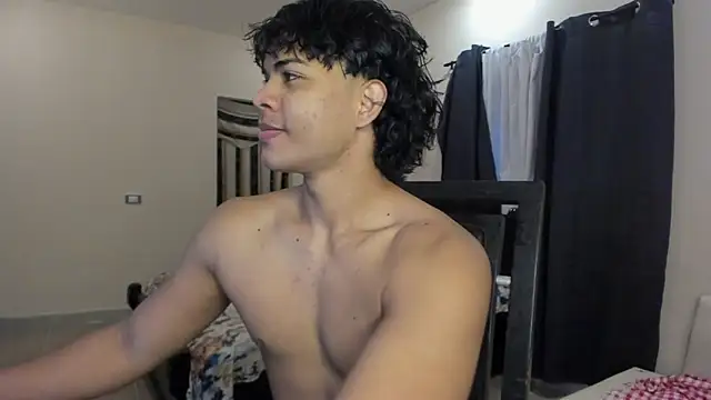 Snapshot of johan_beley_ chatting on 1, 3, 2025 johan beley online show from 1, 3, 2025