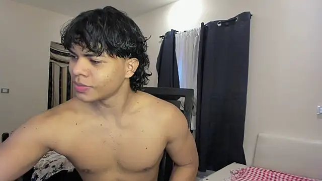 Snapshot of johan_beley_ chatting on 3, 3, 2025 johan beley online show from 3, 3, 2025