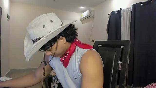 Snapshot of johan_beley_ chatting on 5, 3, 2025 johan beley online show from 5, 3, 2025