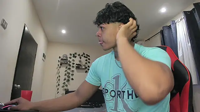 Snapshot of johan_beley_ chatting on 9, 10, 2025 johan beley online show from 9, 10, 2025