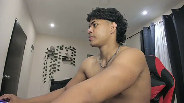 Snapshot of johan_beley_ chatting on 14, 10, 2025 johan beley online show from 14, 10, 2025