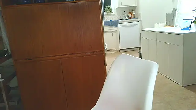 costanza7070 online show from 4, 11, 2025