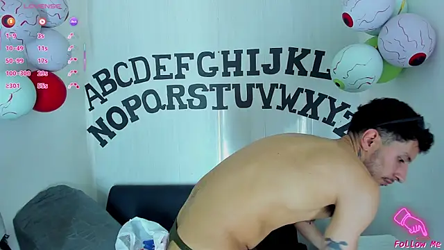 Piggy Eddy online show from 19, 10, 2025