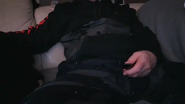 Snapshot of ThikkDikkDaddie chatting on 2, 2, 2025 ThikkDikkDaddie online show from 2, 2, 2025