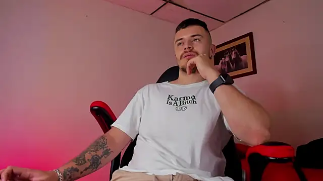 james connor2 online show from 29, 1, 2025