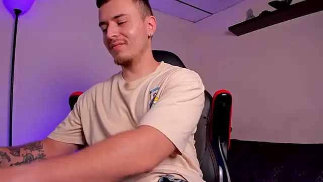 james connor2 online show from 3, 11, 2025