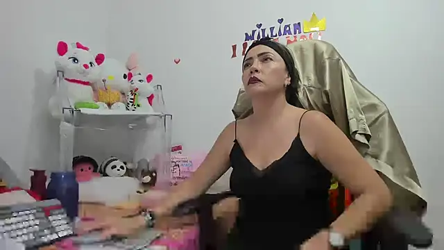 GatitaSexy Hotwet4u online show from 13, 1, 2025