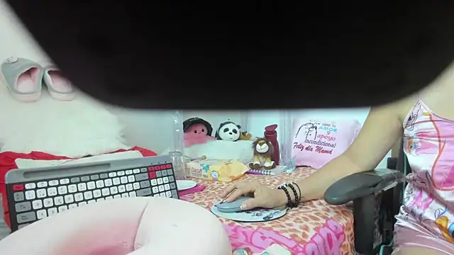 GatitaSexy Hotwet4u online show from 14, 2, 2025