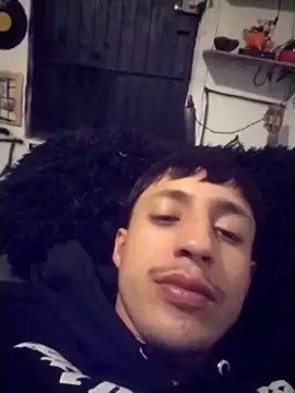 Snapshot of Gibbzmx chatting on 12, 11, 2025 Gibbzmx online show from 12, 11, 2025