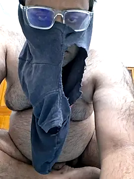 Snapshot of shree7776trrr chatting on 21, 10, 2025 shree7776trrr online show from 21, 10, 2025