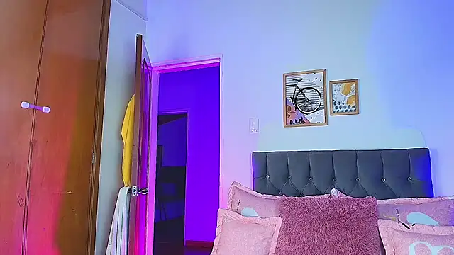 Snapshot of Cassie_fletcher_ chatting on 9, 11, 2025 Cassie fletcher online show from 9, 11, 2025