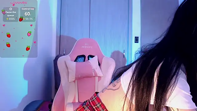 Alicedangerrr online show from 8, 10, 2025