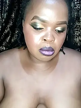 Snapshot of smileyass chatting on 2, 10, 2025 smileyass online show from 2, 10, 2025