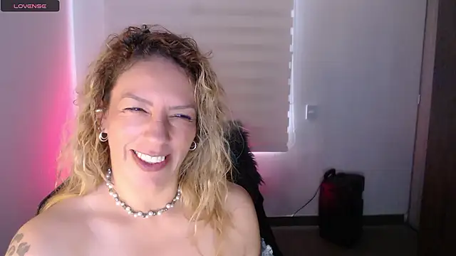 steisyhills online show from 9, 12, 2024