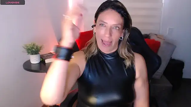 steisyhills online show from 1, 3, 2025