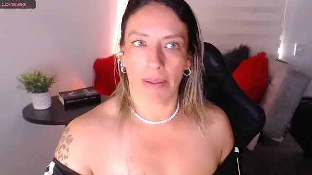 steisyhills online show from 3, 3, 2025