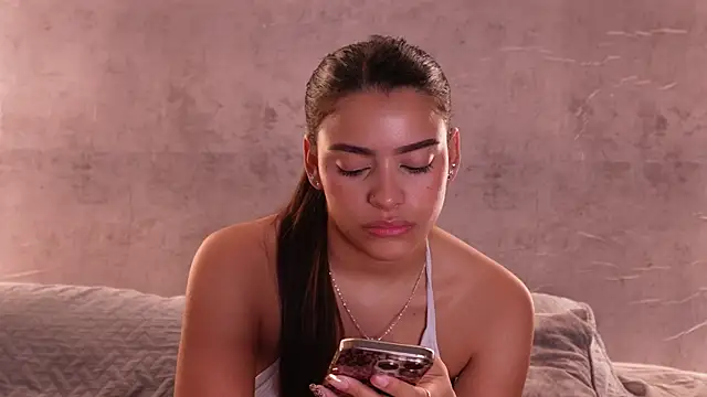 Nicky and Blake online show from 3, 12, 2025