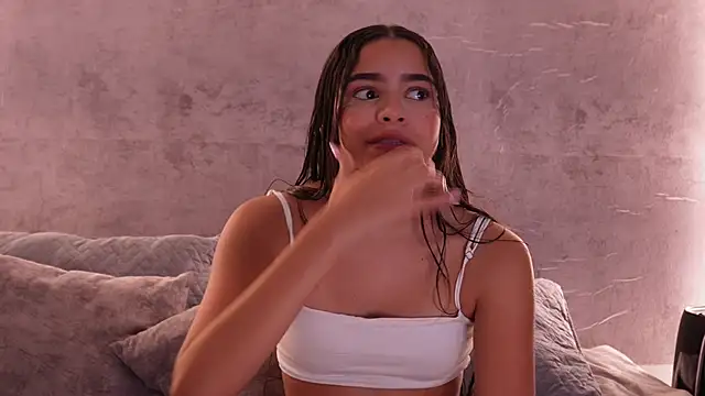 Snapshot of Nicky_and_Blake chatting on 24, 2, 2026 Nicky and Blake online show from 24, 2, 2026