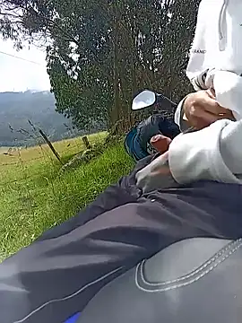 Snapshot of Cuervo_maniaco chatting on 21, 11, 2025 Cuervo maniaco online show from 21, 11, 2025