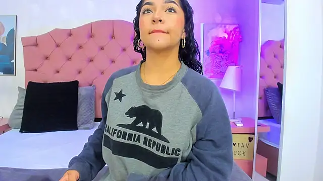 VictoriaBlakee online show from 19, 2, 2025