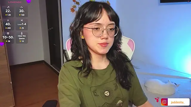 Snapshot of suzumi__ chatting on 23, 1, 2025 suzumi online show from 23, 1, 2025