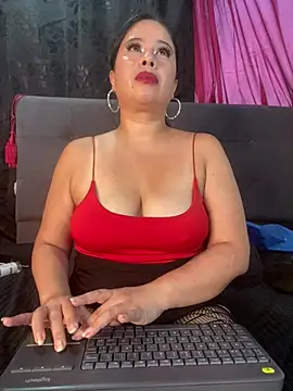 Leahstonee2 online show from 14, 1, 2025