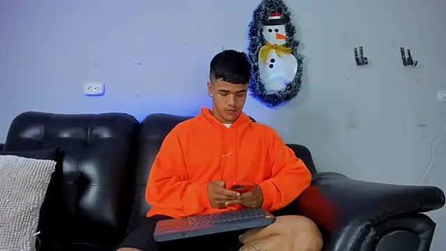 Rob saenz  online show from 21, 12, 2024