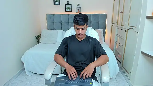 Rob saenz  online show from 25, 2, 2025