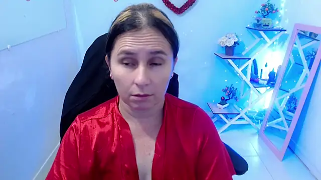 Snapshot of victoria_jones chatting on 13, 2, 2026 victoria jones online show from 13, 2, 2026