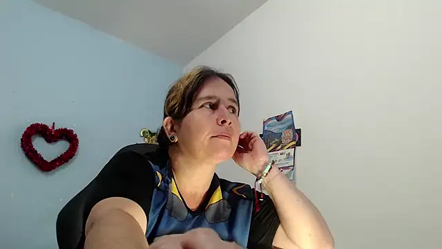 Snapshot of victoria_jones chatting on 20, 3, 2026 victoria jones online show from 20, 3, 2026