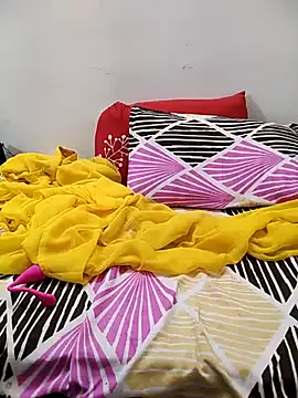 Snapshot of Diya_Chopra chatting on 2, 3, 2025 Diya Chopra online show from 2, 3, 2025