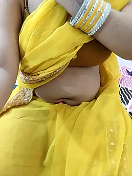 Snapshot of Diya_Chopra chatting on 4, 3, 2025 Diya Chopra online show from 4, 3, 2025