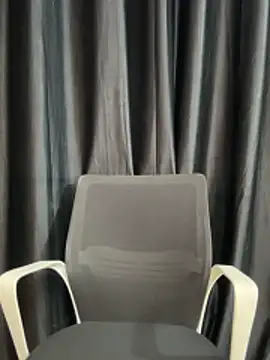 Snapshot of Diya_Chopra chatting on 14, 11, 2025 Diya Chopra online show from 14, 11, 2025