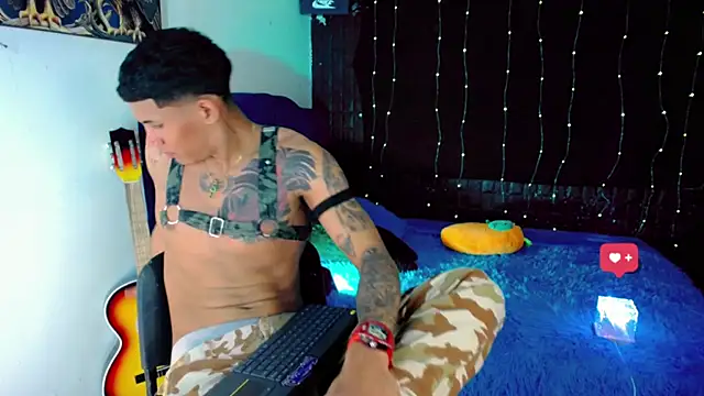 Damian latinxxx online show from 12, 1, 2025