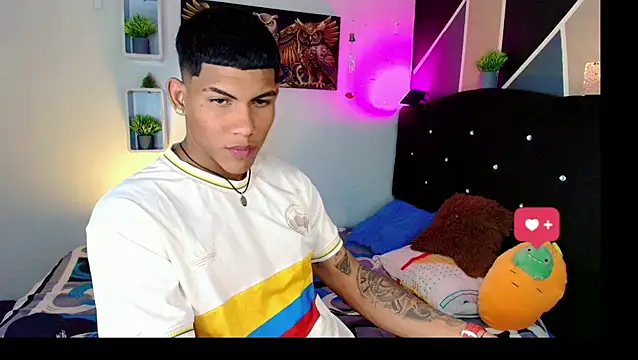Damian latinxxx online show from 21, 3, 2025