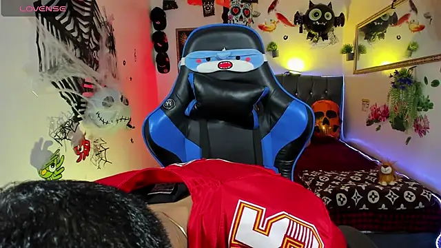 Damian latinxxx online show from 18, 10, 2025