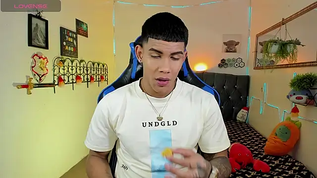 Damian latinxxx online show from 2, 2, 2026