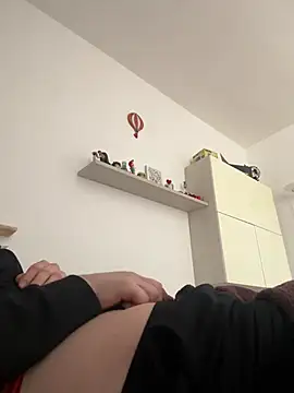 Snapshot of flagintheairin chatting on 13, 3, 2025 flagintheairin online show from 13, 3, 2025