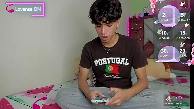 Snapshot of Santy_carrington chatting on 22, 11, 2025 Santy carrington online show from 22, 11, 2025