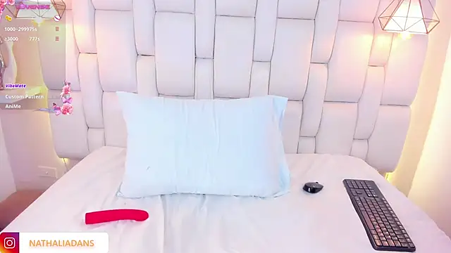 Snapshot of NathaliAdans chatting on 8, 3, 2025 NathaliAdans online show from 8, 3, 2025